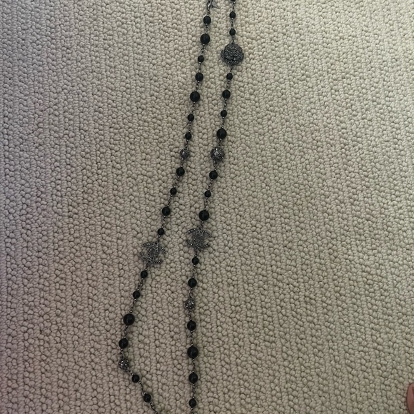 Chanel pearl necklace! Vintage pearls with lots of rhinestone bling! - Picture 2 of 7